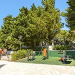 Vakantiepark Eurocamp Mobile Homes At Ljutic