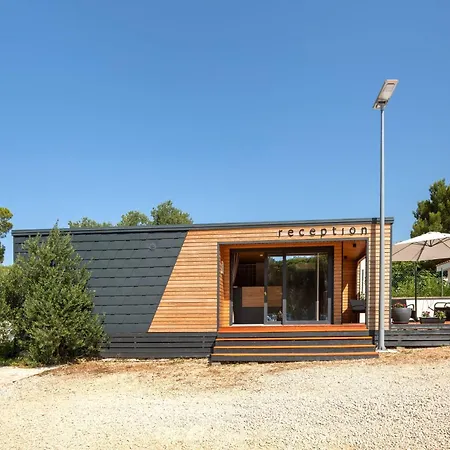 Eurocamp Mobile Homes At Ljutic Vakantiepark 3*