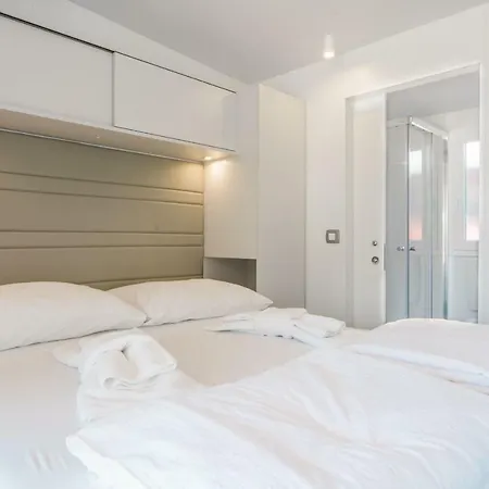 Eurocamp Mobile Homes At Ljutic Prázdninový areál