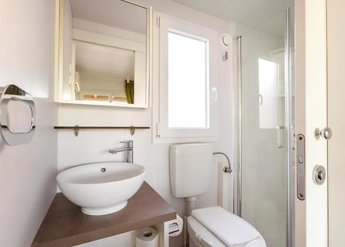 Eurocamp Mobile Homes At Ljutic Vakantiepark