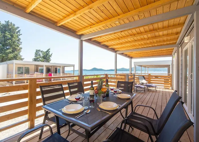 Vakantiepark Eurocamp Mobile Homes At Ljutic Biograd Na Moru