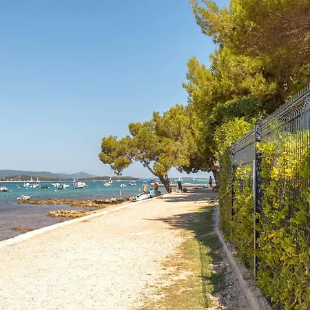 Eurocamp Mobile Homes At Ljutic 3*