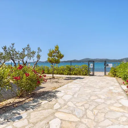 Eurocamp Mobile Homes At Ljutic Vakantiepark Biograd Na Moru