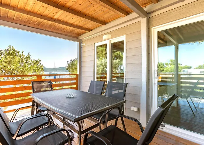 Eurocamp Mobile Homes At Ljutic Prázdninový areál