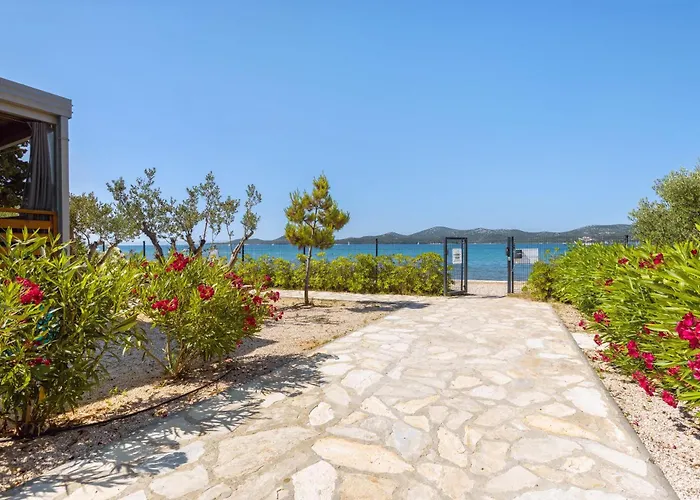 Eurocamp Mobile Homes At Ljutic Prázdninový areál Biograd Na Moru