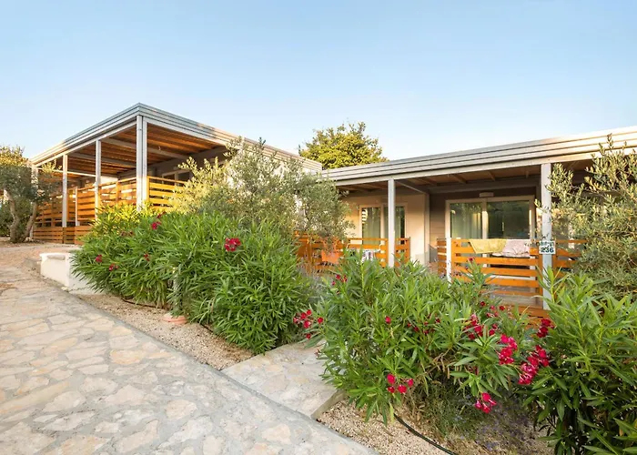 Prázdninový areál Eurocamp Mobile Homes At Ljutic 3*