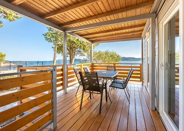 Eurocamp Mobile Homes At Ljutic Prázdninový areál Biograd Na Moru